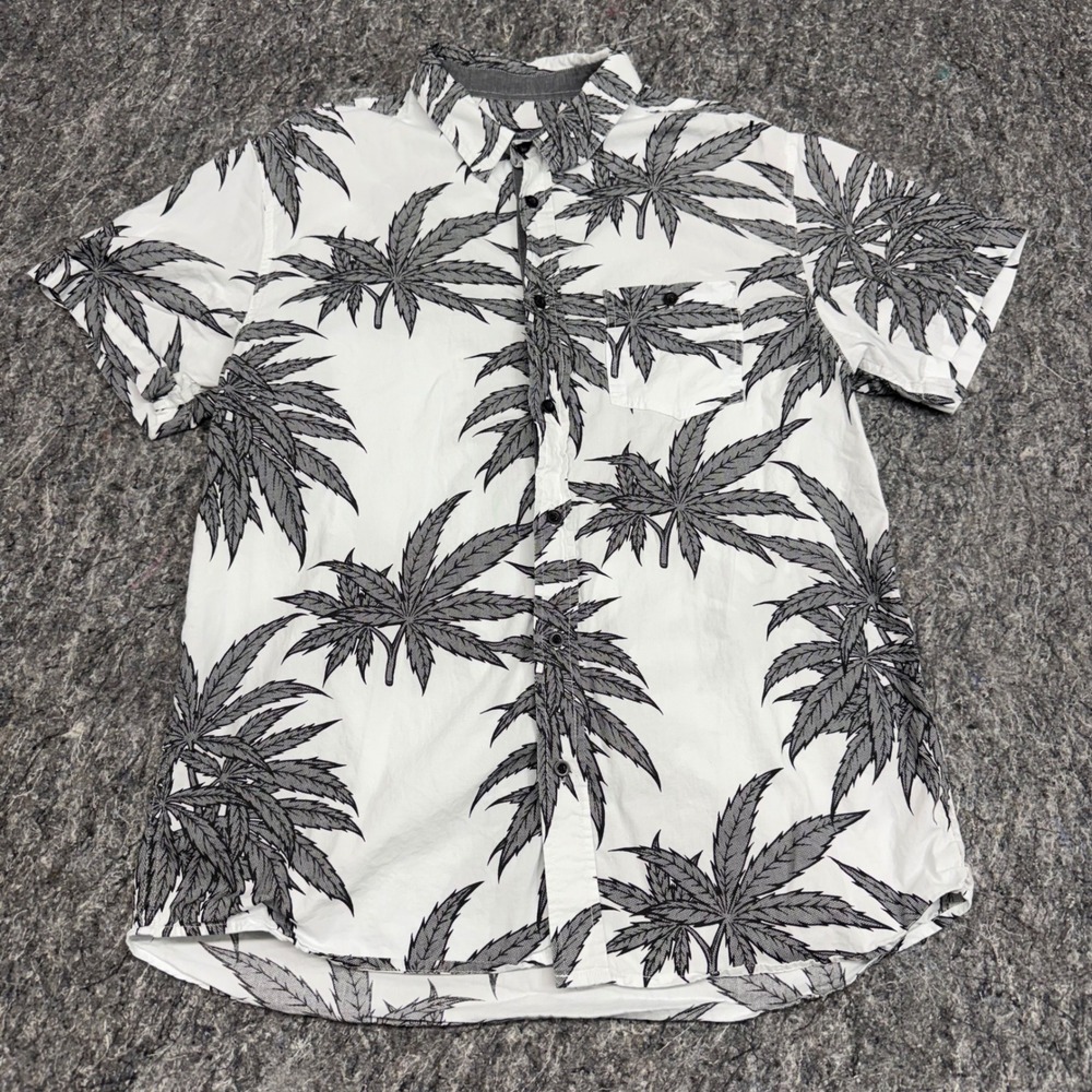 Eighty Eight Mens XL White Black Pot Leaf Print‎ Cotton Short Sleeve Button Down